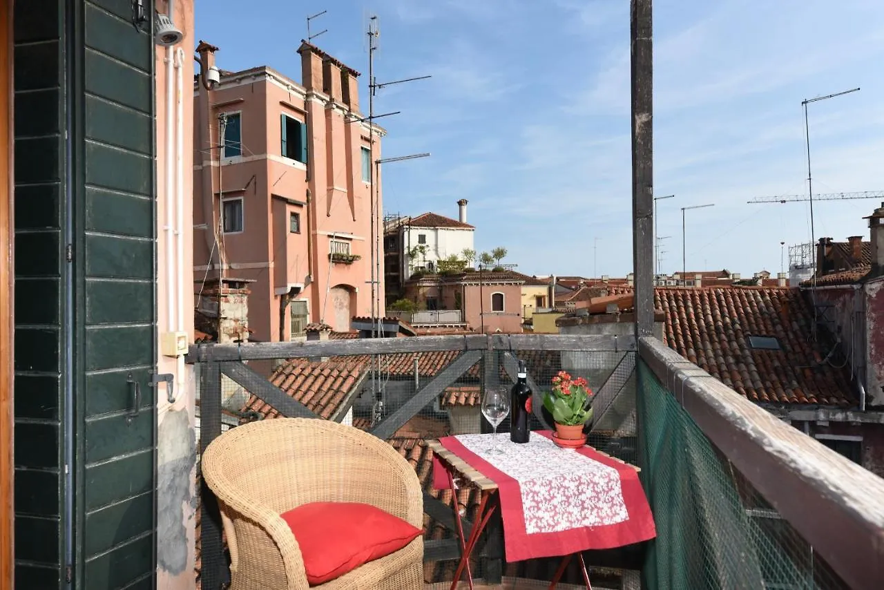 Apartment Ferienwohnung Bellissima Casa Vicino Biennale Grande Terrazza ! Venedig
